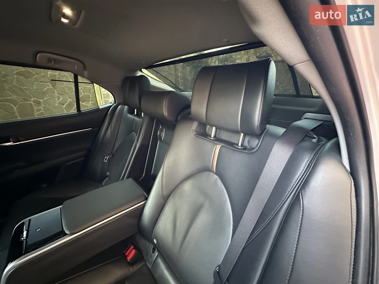 2017 Toyota Camry - мініатюра 17