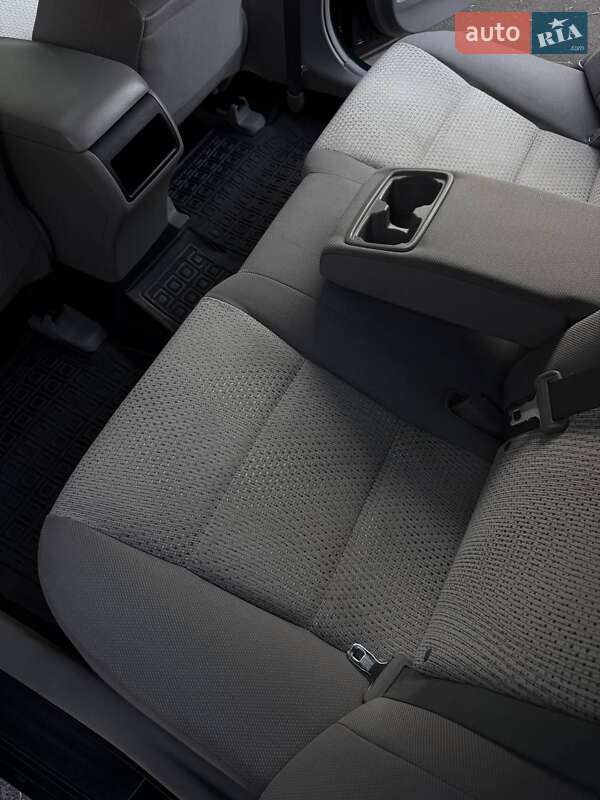 Седан Toyota Camry 2013 в Днепре