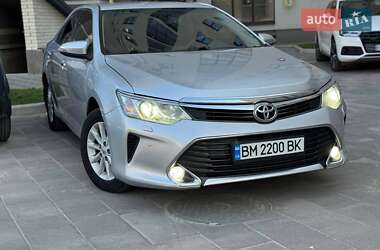 Седан Toyota Camry 2015 в Сумах