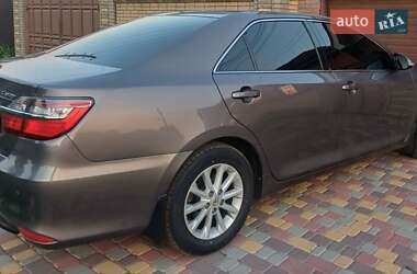 Седан Toyota Camry 2015 в 