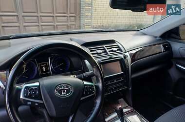 Седан Toyota Camry 2015 в 
