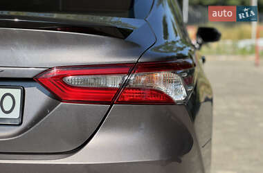 Седан Toyota Camry 2018 в 