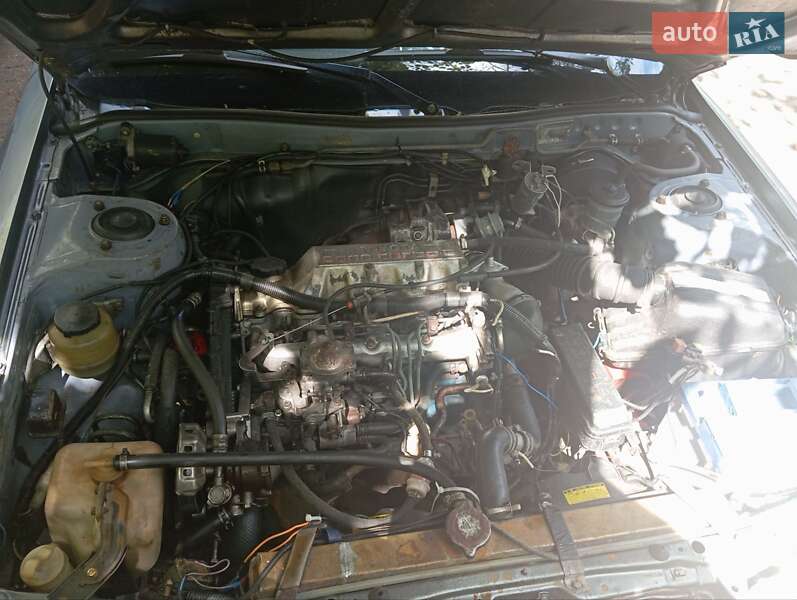 Toyota Camry 1987