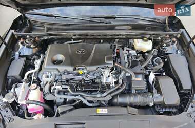 Седан Toyota Camry 2019 в 