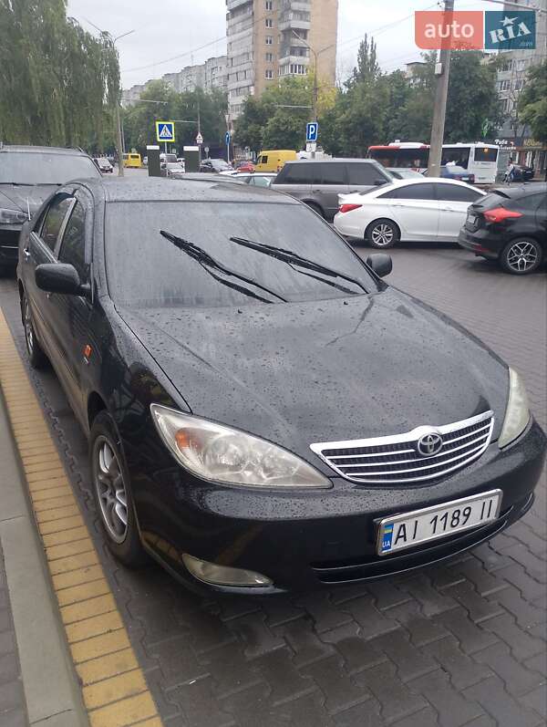 Toyota Camry 2003