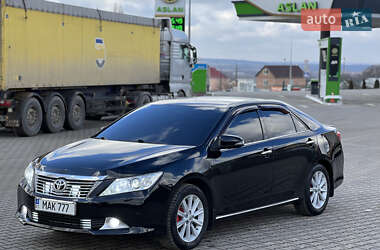 Седан Toyota Camry 2012 в 