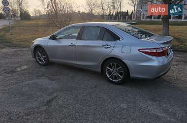 Седан Toyota Camry 2015 в Стрию