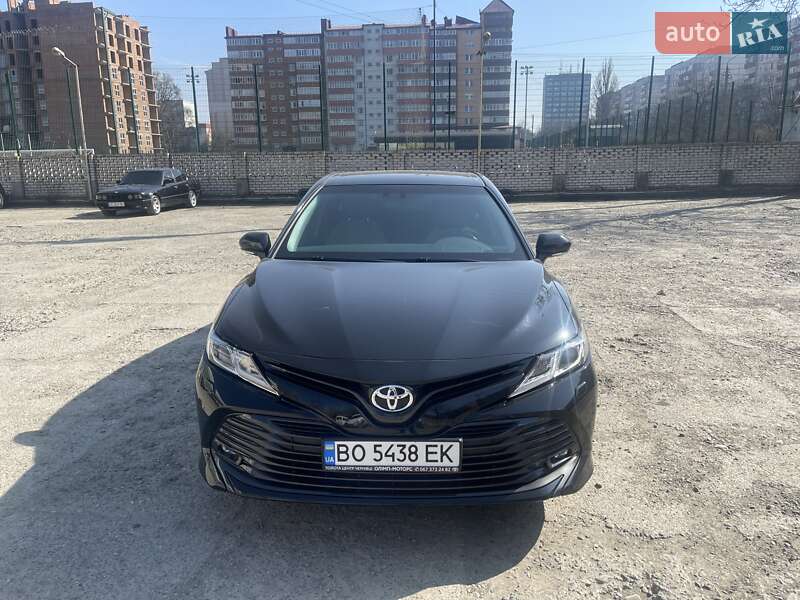 Седан Toyota Camry 2019 в Черновцах фото 2 Седан Toyota Camry 2019 в Черновцах