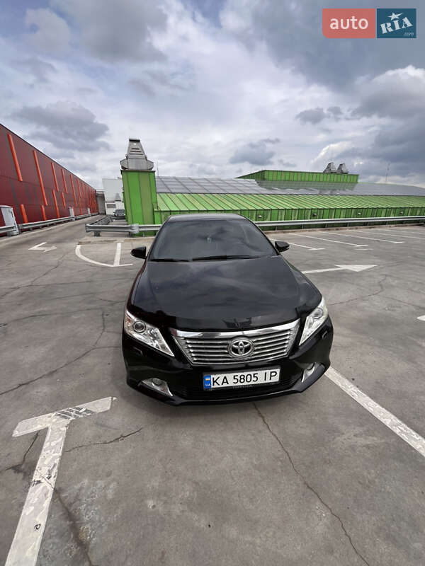 Седан Toyota Camry 2012 в 