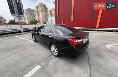 Седан Toyota Camry 2012 в 
