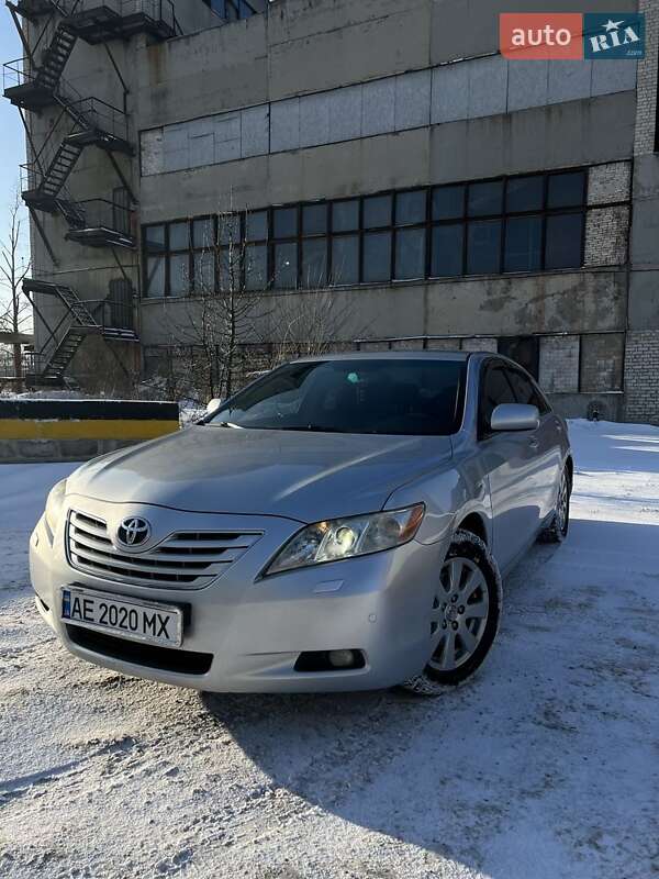 Седан Toyota Camry 2007 в Лубнах