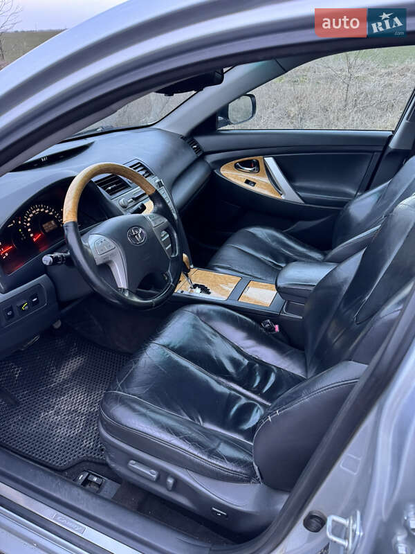 Седан Toyota Camry 2006 в Одессе