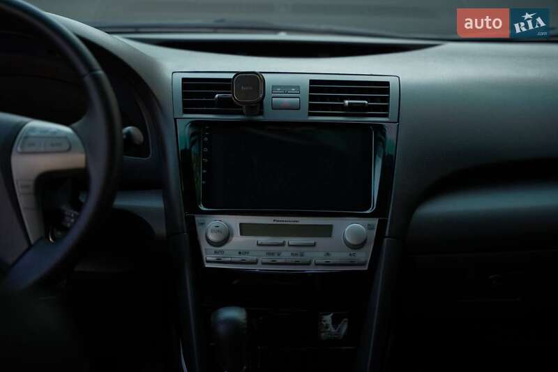 Седан Toyota Camry 2007 в Львові