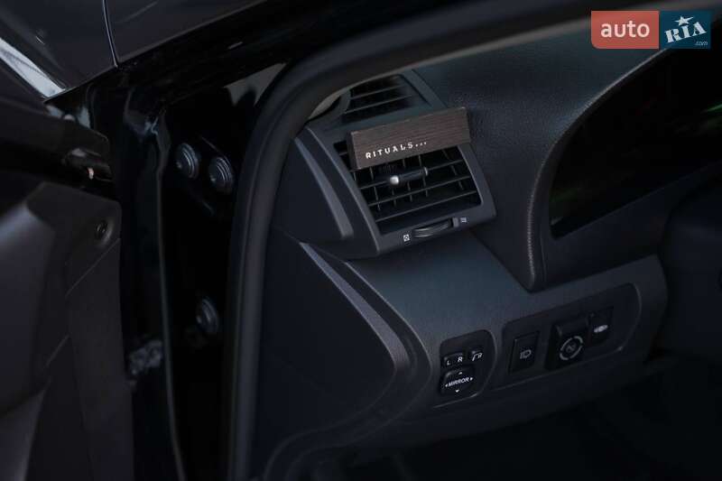 Седан Toyota Camry 2007 в Львові