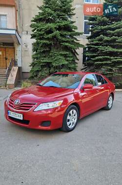 Седан Toyota Camry 2009 в Николаеве