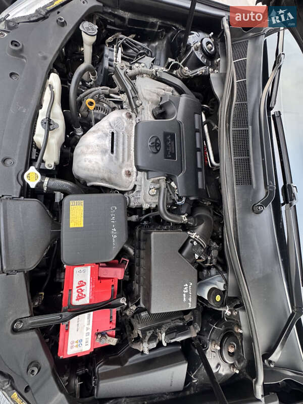 Седан Toyota Camry 2011 в Киеве