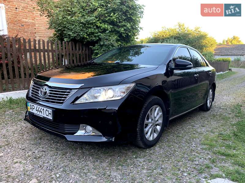 Toyota Camry 2012