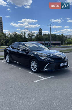 Седан Toyota Camry 2021 в Киеве