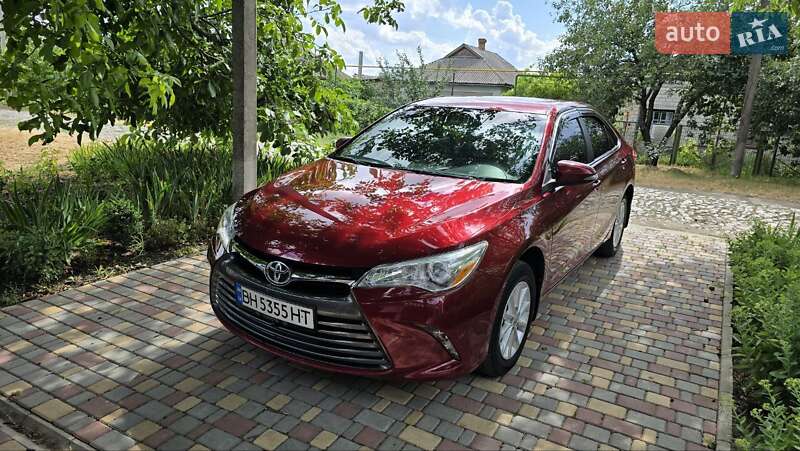 Toyota Camry 2015