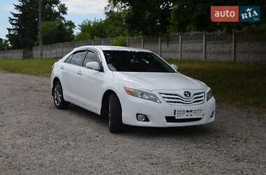 Седан Toyota Camry 2009 в Коростышеве