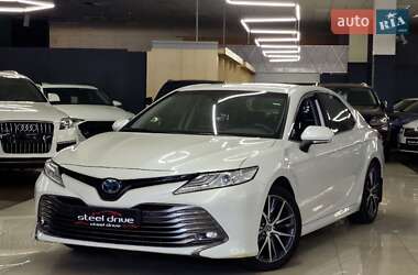 Седан Toyota Camry 2021 в Николаеве