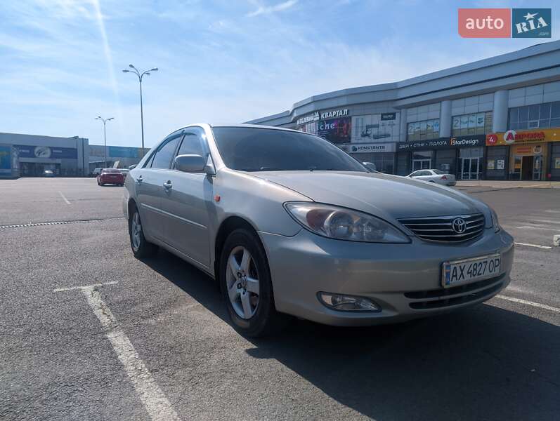 Toyota Camry 2002