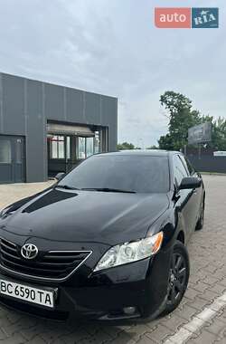 Седан Toyota Camry 2007 в Львове