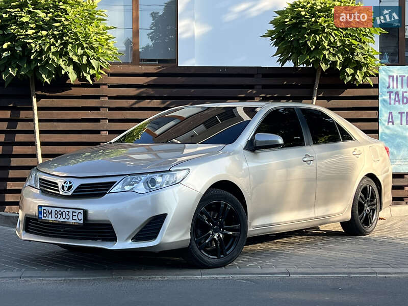 Toyota Camry 2014