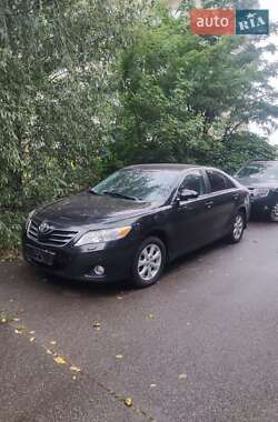 Седан Toyota Camry 2011 в Киеве