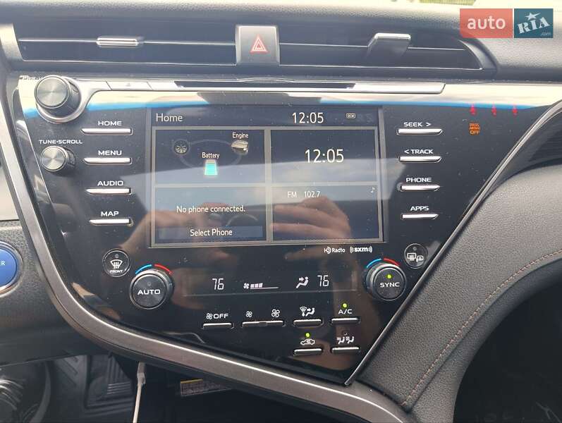 Седан Toyota Camry 2019 в Одессе