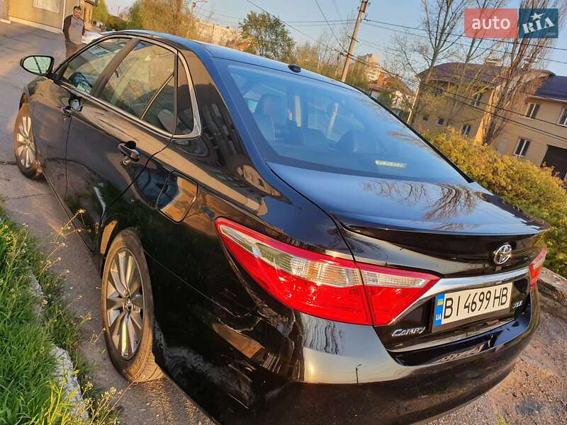 Седан Toyota Camry 2017 в Кременчуці