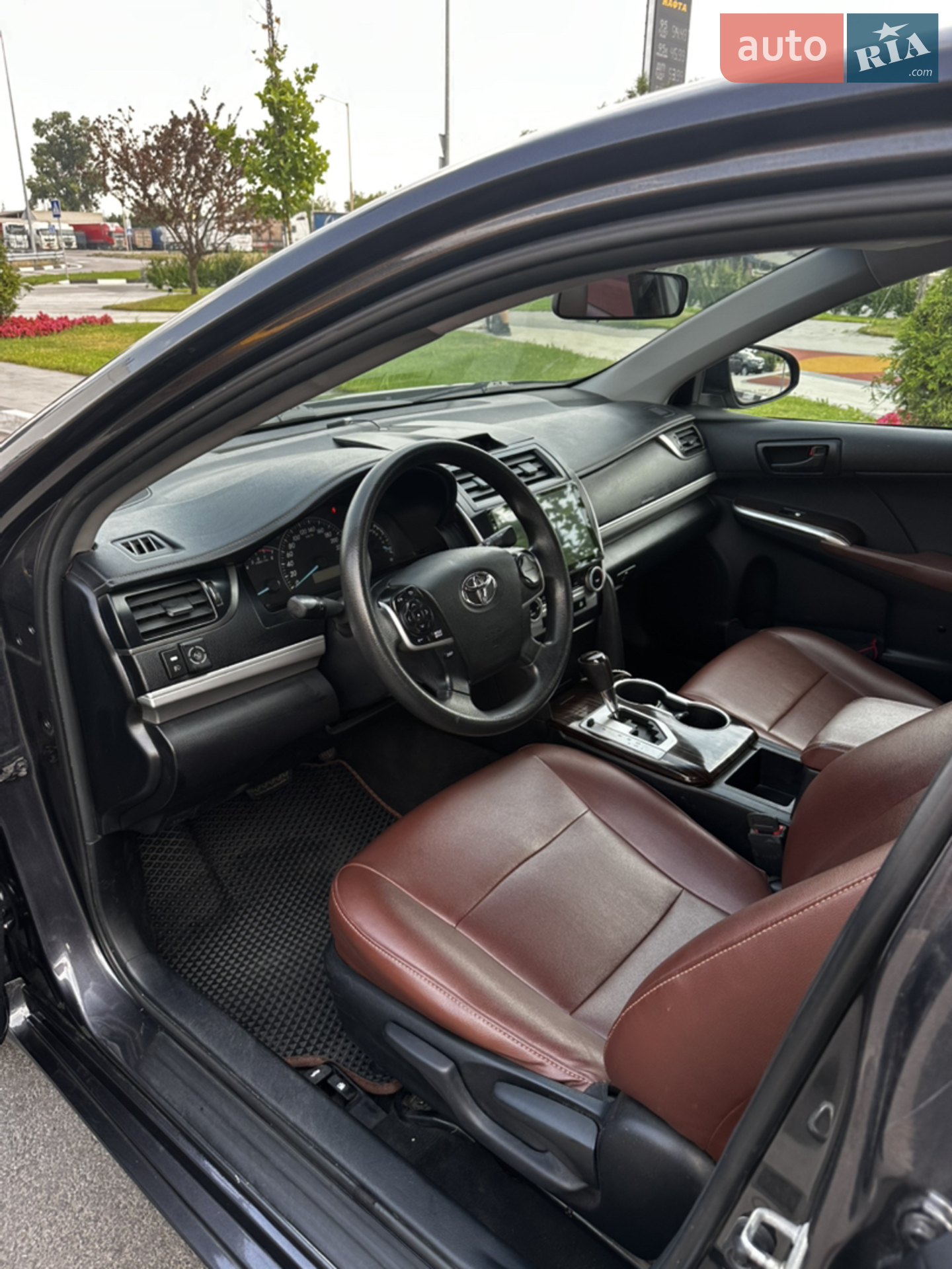 2015 Toyota Camry - мініатюра 17