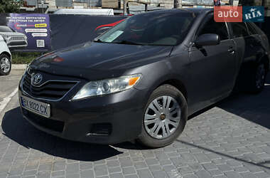 Седан Toyota Camry 2011 в Хмельницком