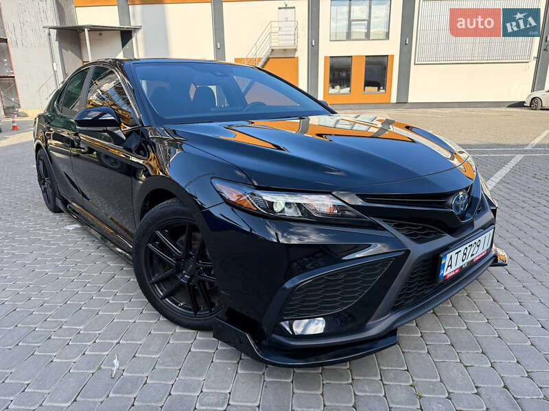 Toyota Camry 2023
