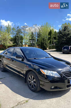 Седан Toyota Camry 2007 в Львові