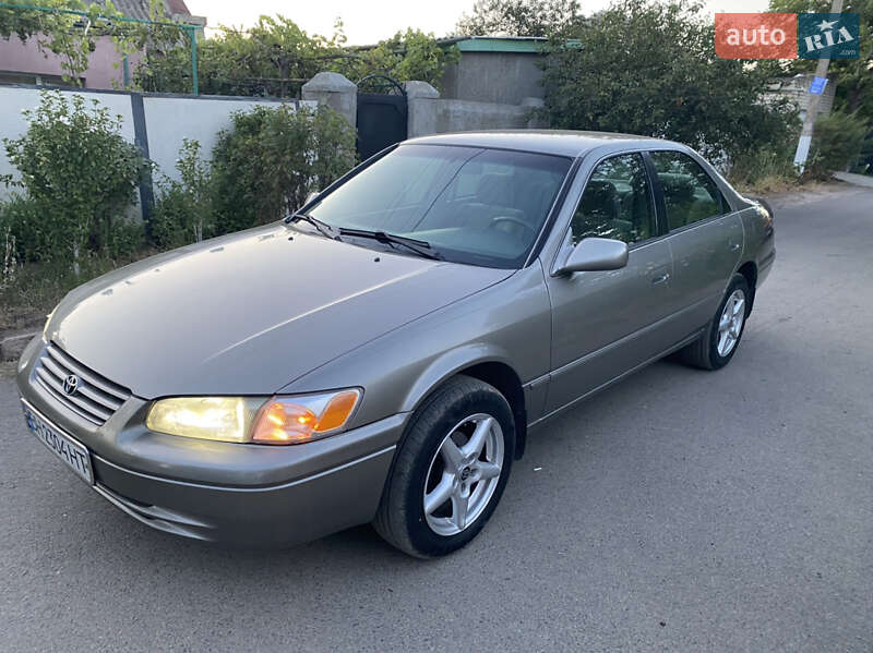 Toyota Camry 1999