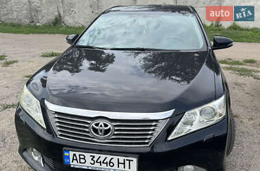 Седан Toyota Camry 2014 в Вінниці
