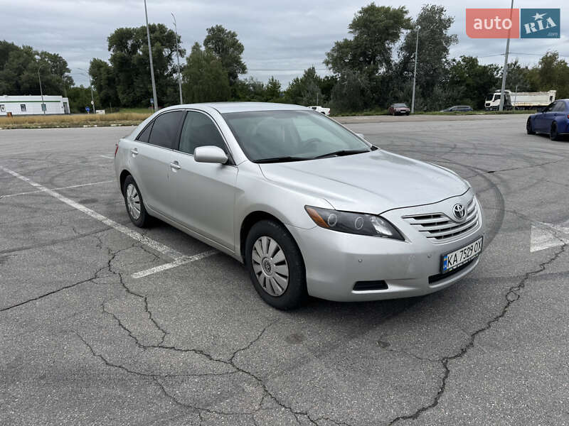Toyota Camry 2007