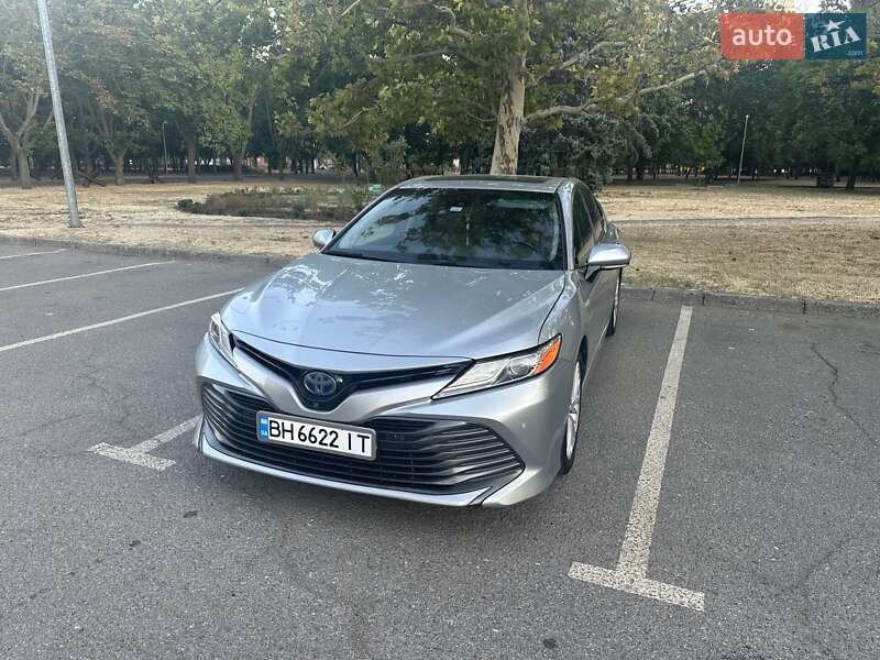 Седан Toyota Camry 2017 в Одесі