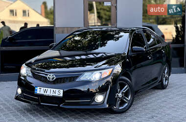 Седан Toyota Camry 2014 в Одесі