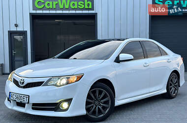 Седан Toyota Camry 2013 в Владимире