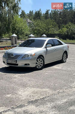 Седан Toyota Camry 2007 в Краснокутську