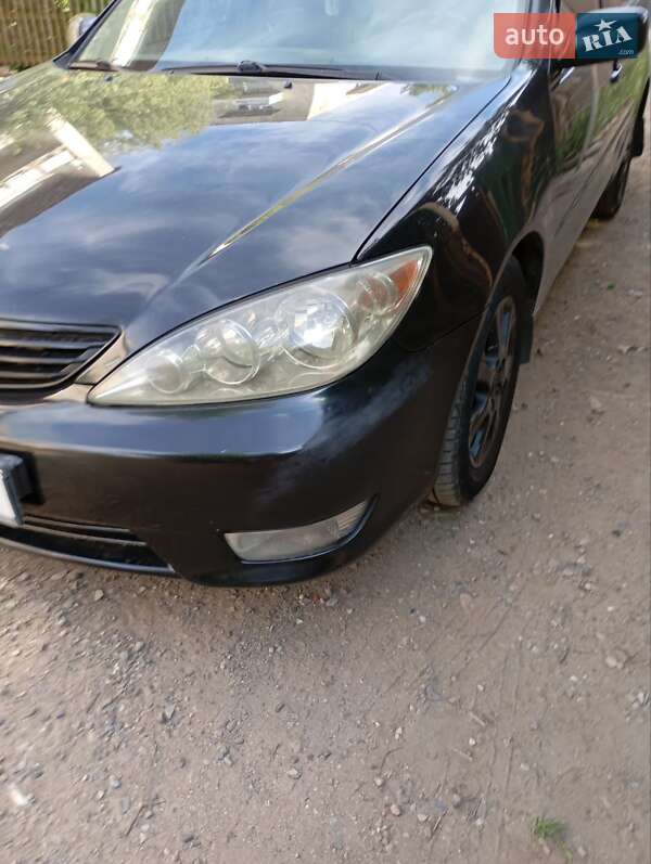Toyota Camry 2005