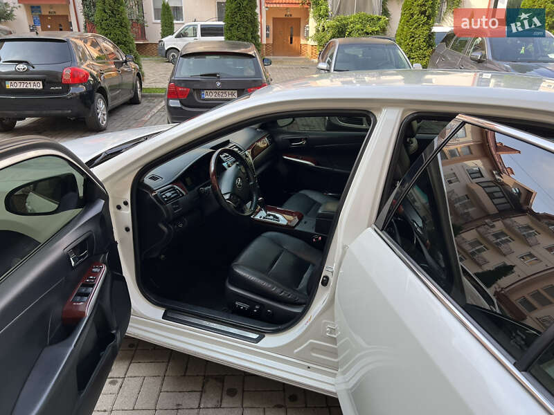 Седан Toyota Camry 2012 в Ужгороді фото 10 Седан Toyota Camry 2012 в Ужгороді