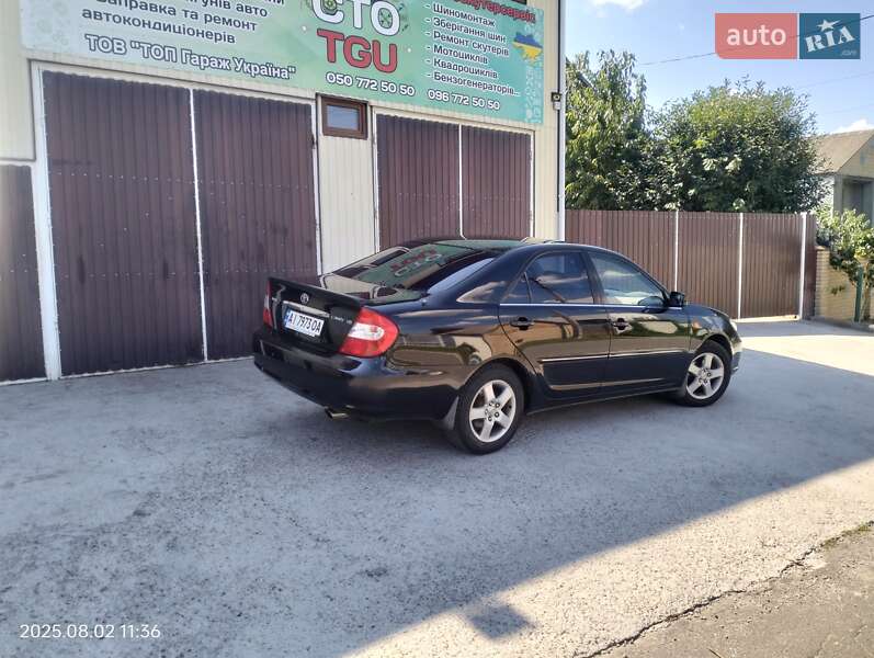 Toyota Camry 2004