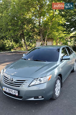 Седан Toyota Camry 2008 в Умани