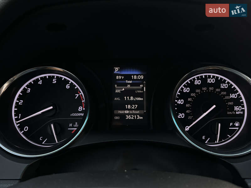 Седан Toyota Camry 2019 в Одесі