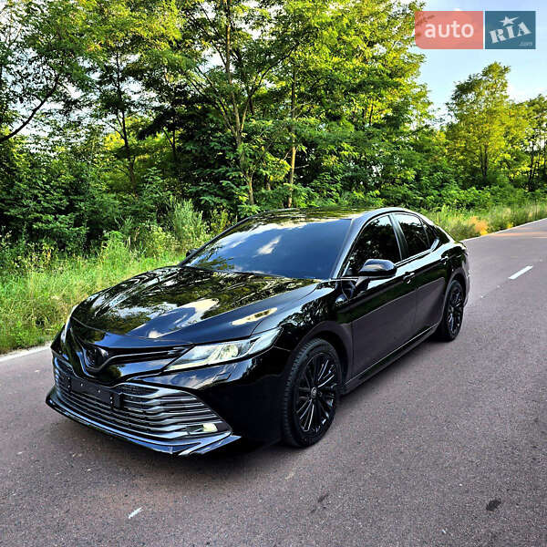 Toyota Camry 2020