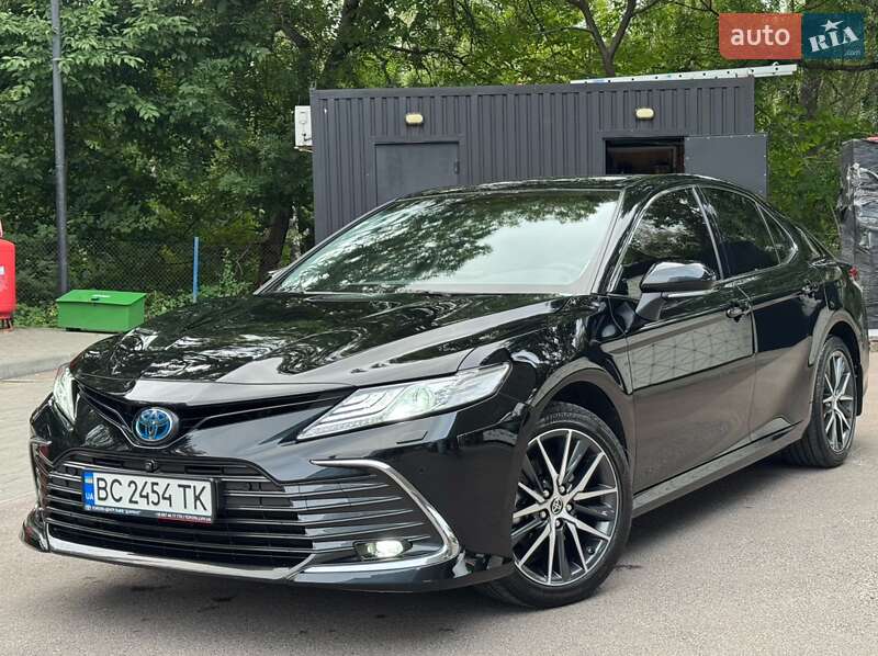 Toyota Camry 2024