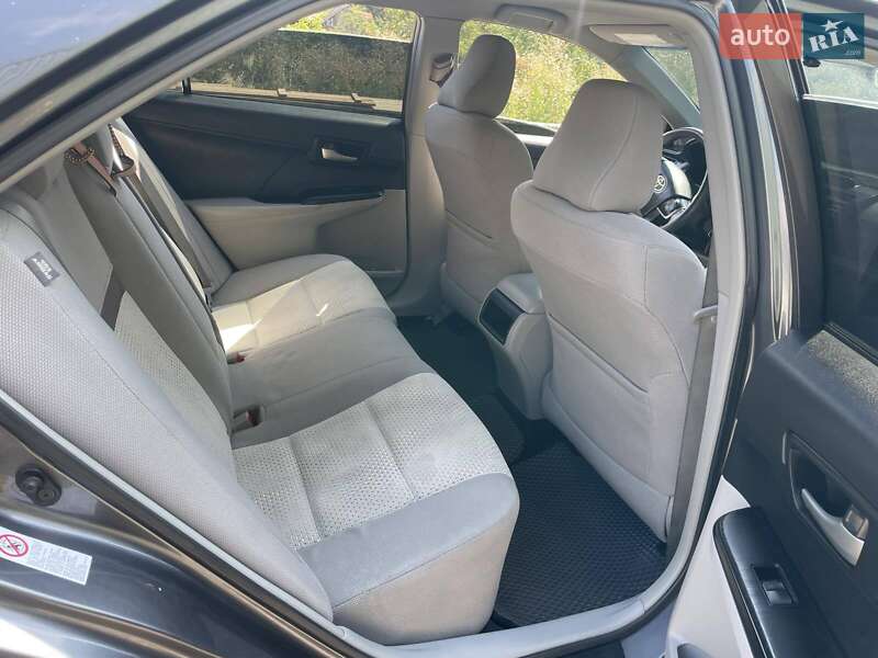 Седан Toyota Camry 2014 в Вінниці